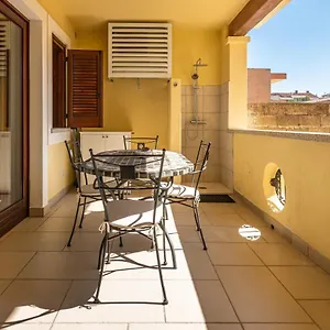 Appartamento Via Giardini 18, Villasimius